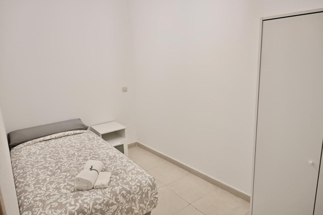For You Rentals Centrico Apartamento Temporal En La Calle Infanta Inf1A มาดริด ภายนอก รูปภาพ