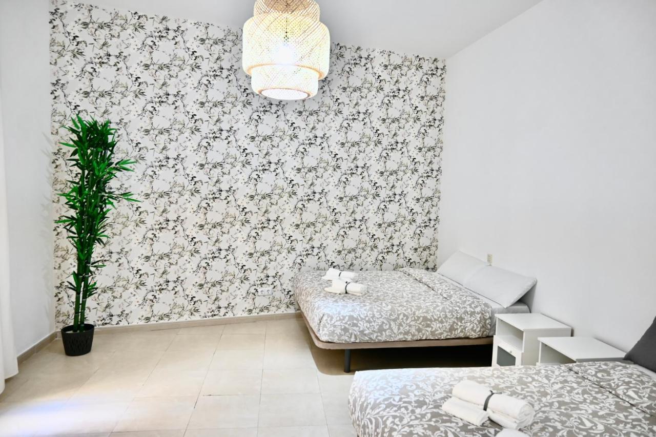 For You Rentals Centrico Apartamento Temporal En La Calle Infanta Inf1A มาดริด ภายนอก รูปภาพ